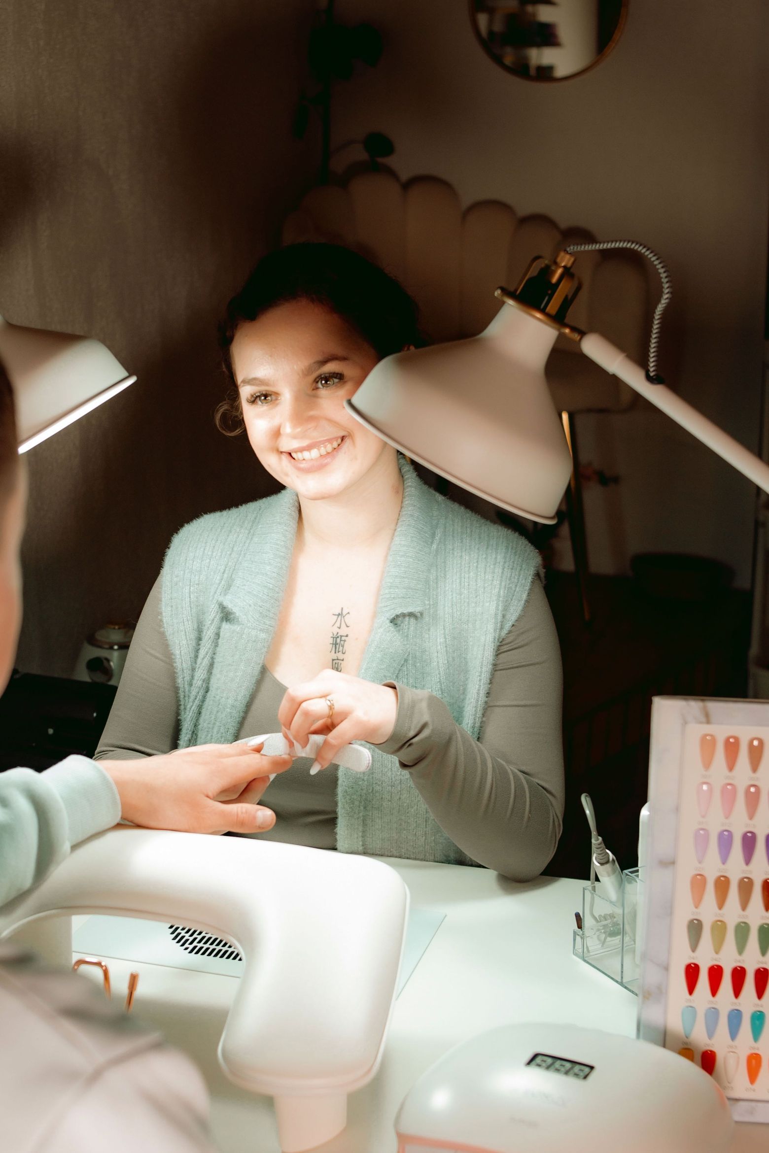 Mya Chemardin – My'essence Nails